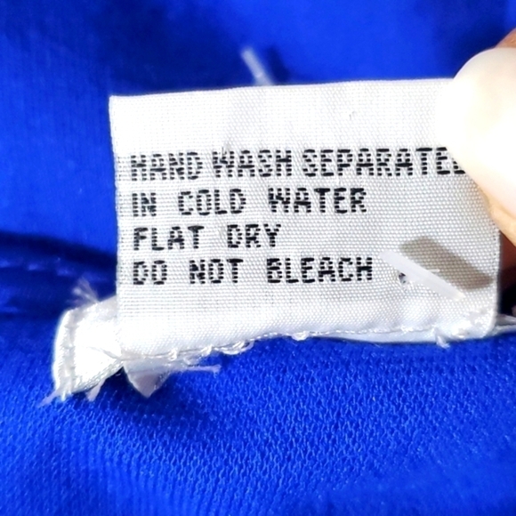 Adore Sleeveless Blue round neckline ruffle hemline Size Medium new with tag - Picture 9 of 15